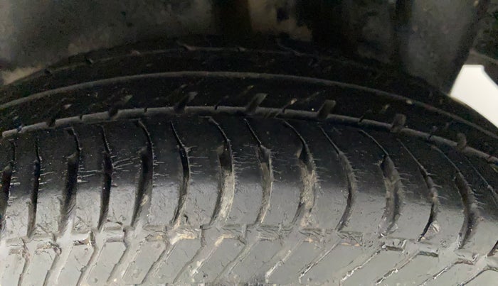 2012 Maruti Swift Dzire VXI, Petrol, Manual, 48,748 km, Left Rear Tyre Tread