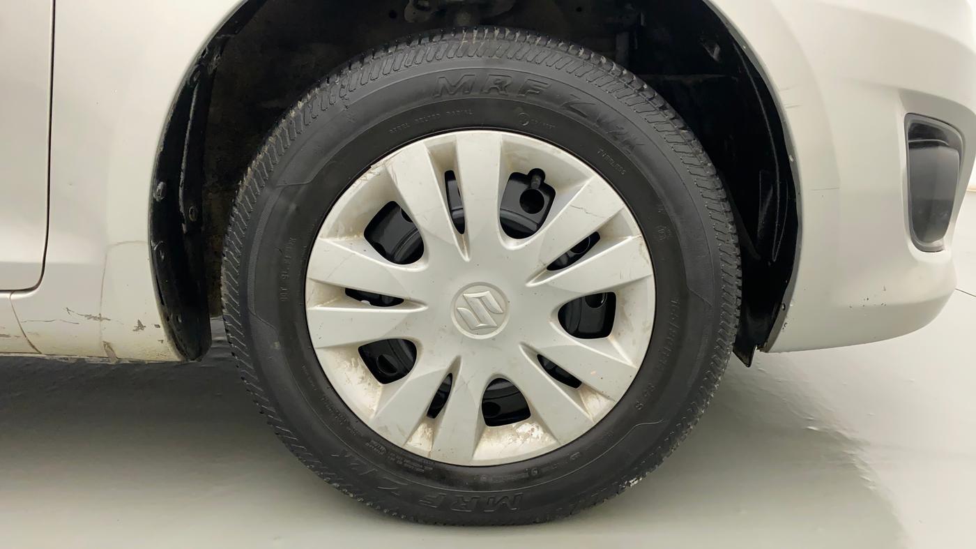 2012 Maruti Swift Dzire VXI, Petrol, Manual, 48,748 km, Right Front Wheel