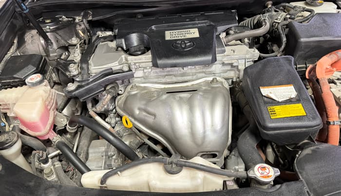 2017 Toyota Camry HYBRID, Hybrid, Automatic, 68,059 km, Engine View - Right