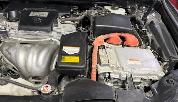 2017 Toyota Camry HYBRID, Hybrid, Automatic, 68,059 km, Engine View - Left