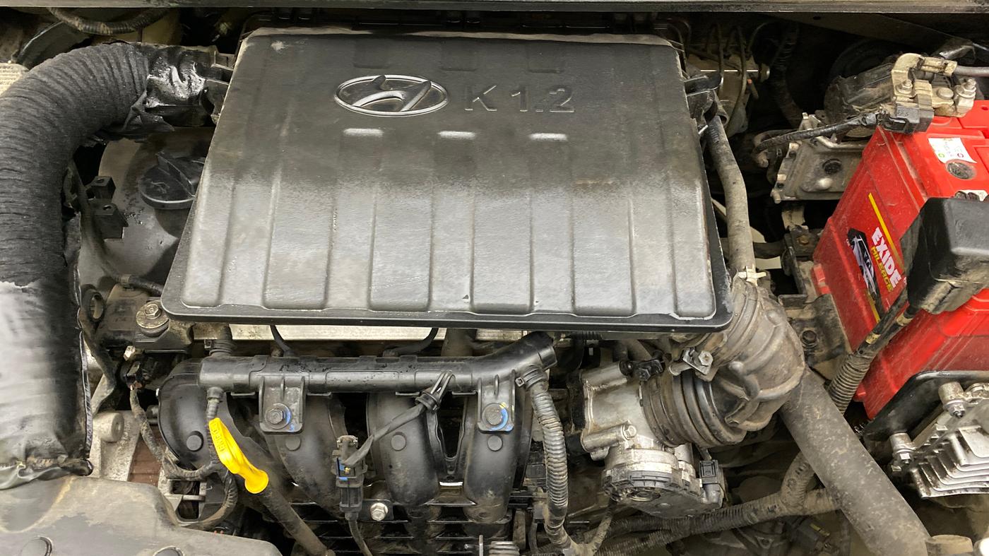 2022 Hyundai AURA SX PLUS 1.2 AMT, Petrol, Automatic, 29,629 km, Engine View