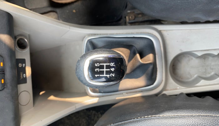 2017 Tata Tiago XT PETROL, Petrol, Manual, 86,671 km, Gear Lever