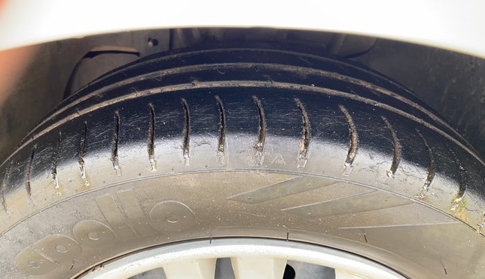 2017 Tata Tiago XT PETROL, Petrol, Manual, 86,671 km, Left Front Tyre Tread
