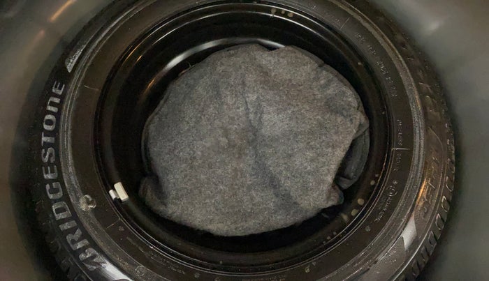 2022 Hyundai NEW I20 ASTA (O) 1.2 MT, Petrol, Manual, 27,538 km, Spare Tyre