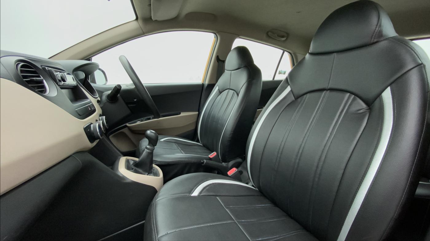 2013 Hyundai Grand i10 MAGNA 1.2 VTVT, Petrol, Manual, 50,310 km, Right Side Front Door Cabin View