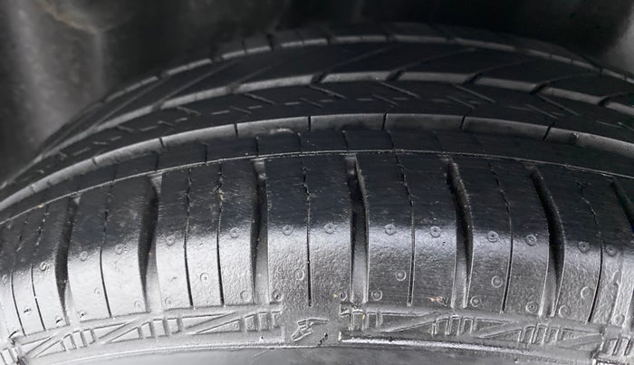 2020 Volkswagen Polo Trendline 1.0 L Petrol, Petrol, Manual, 14,794 km, Right Rear Tyre Tread