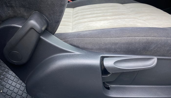 2020 Volkswagen Polo Trendline 1.0 L Petrol, Petrol, Manual, 14,794 km, Driver Side Adjustment Panel