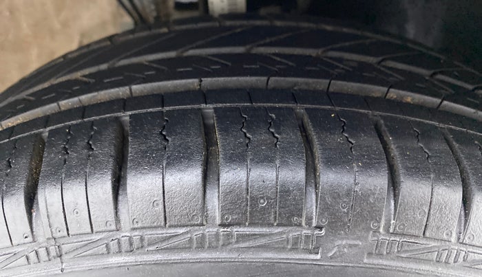 2020 Volkswagen Polo Trendline 1.0 L Petrol, Petrol, Manual, 14,794 km, Right Front Tyre Tread