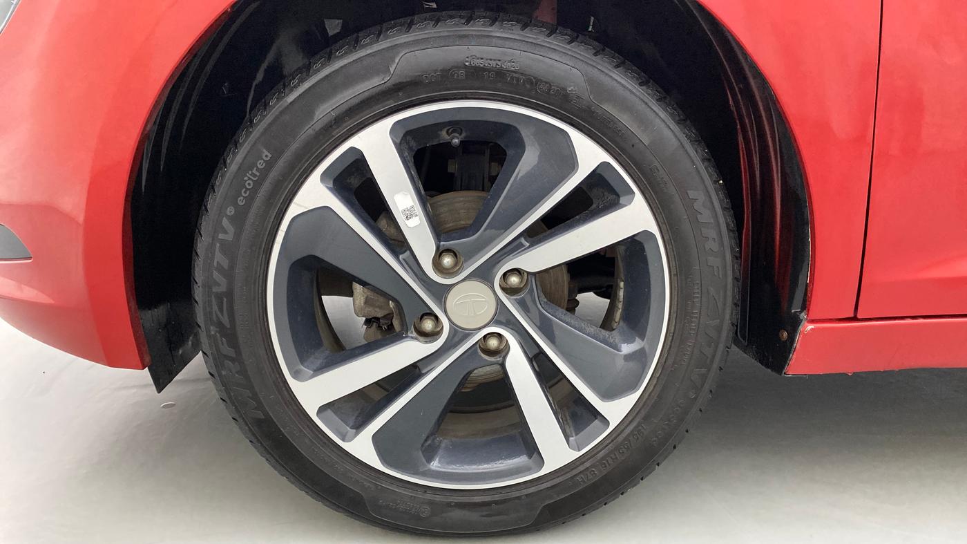 2020 Tata ALTROZ XZ 1.2, Petrol, Manual, 14,326 km, Left Front Wheel