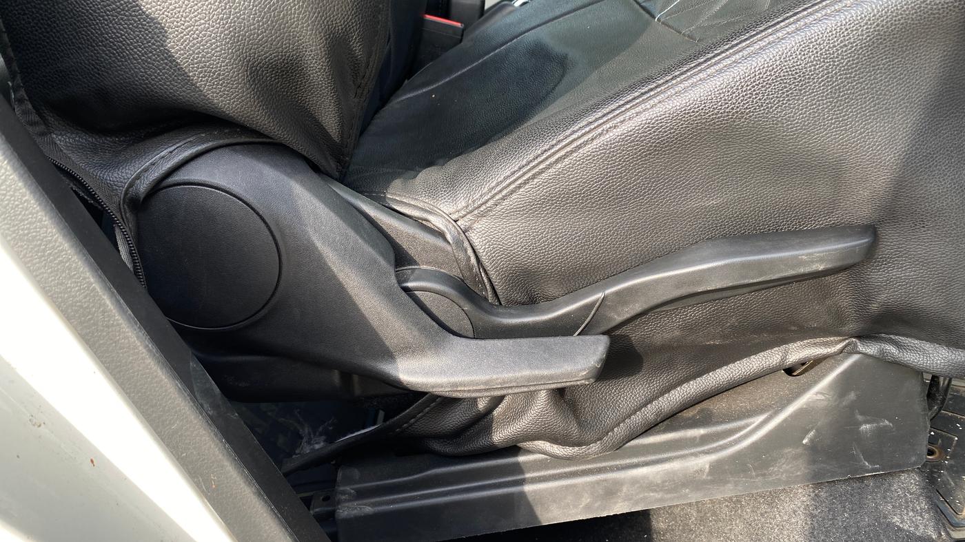 2020 Maruti IGNIS ALPHA 1.2, Petrol, Manual, 56,212 km, Driver Side Adjustment Panel