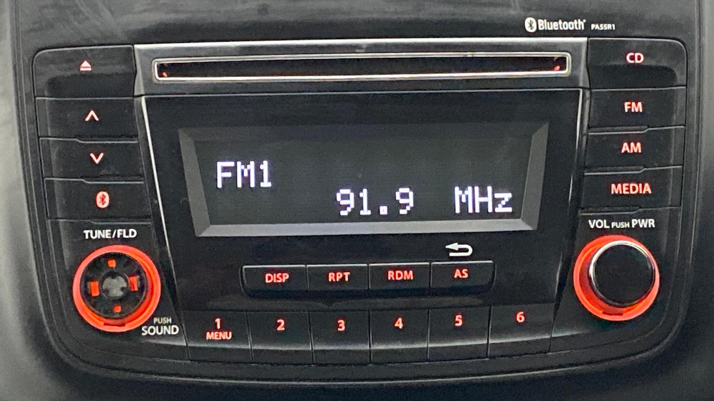 2018 Maruti Swift ZXI D, Petrol, Manual, 27,730 km, Infotainment System