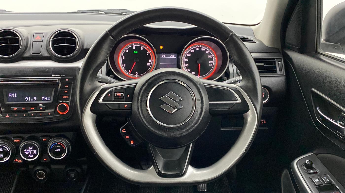 2018 Maruti Swift ZXI D, Petrol, Manual, 27,730 km, Steering Wheel Close Up