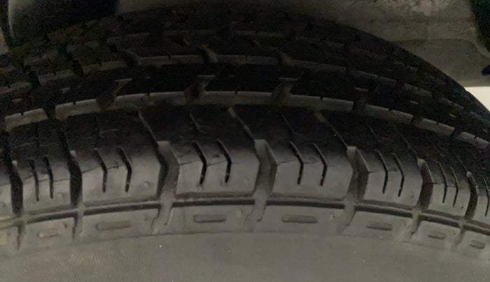 2012 Hyundai i20 MAGNA 1.2, Petrol, Manual, 54,639 km, Left Rear Tyre Tread