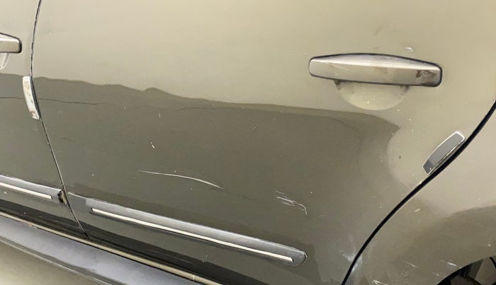 2018 Renault Duster 85 PS RXS MT DIESEL, Diesel, Manual, 73,676 km, Rear left door - Slightly dented