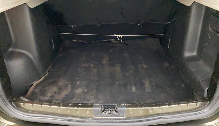 2018 Renault Duster 85 PS RXS MT DIESEL, Diesel, Manual, 73,676 km, Boot Inside