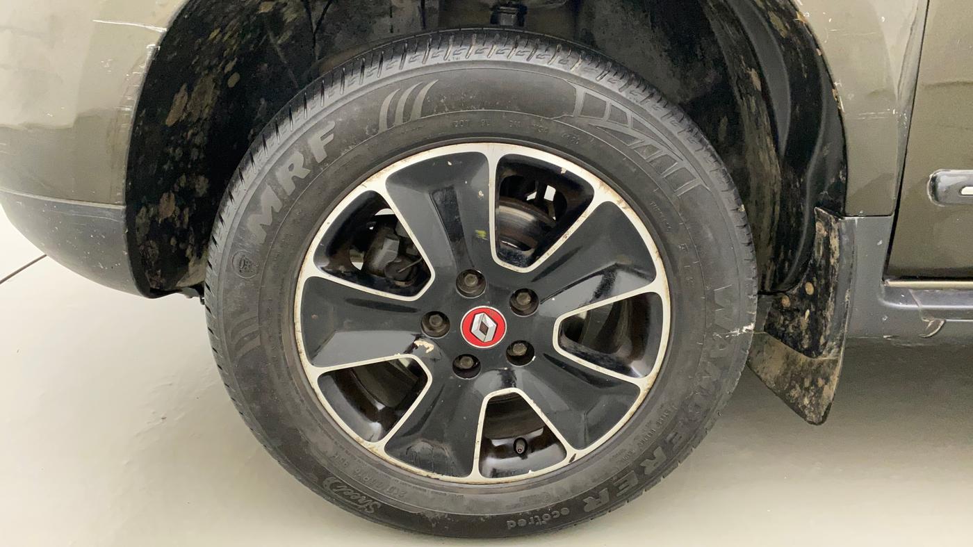 2018 Renault Duster 85 PS RXS MT DIESEL, Diesel, Manual, 73,676 km, Left Front Wheel