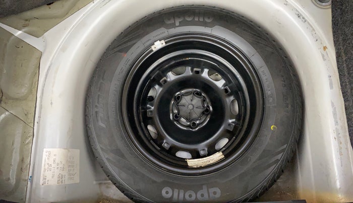 2016 Volkswagen Polo COMFORTLINE 1.2L, Petrol, Manual, 95,471 km, Spare Tyre