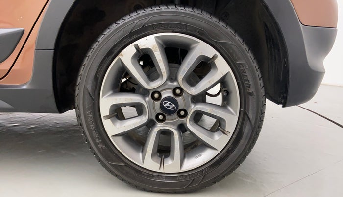 2015 Hyundai i20 Active 1.4 SX, Diesel, Manual, 75,605 km, Left Rear Wheel