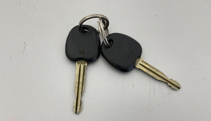 2015 Hyundai Eon MAGNA +, Petrol, Manual, 1,13,498 km, Key Close Up