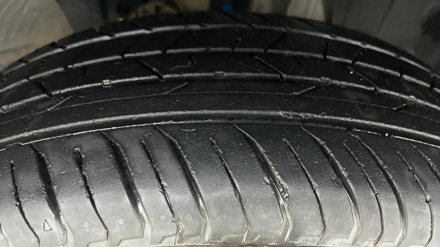 2021 Renault Kiger RXE 1.0 MT, CNG, Manual, 18,483 km, Right Front Tyre Tread