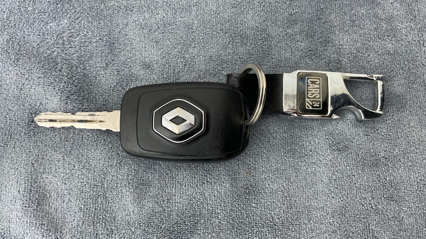 2021 Renault Kiger RXE 1.0 MT, CNG, Manual, 18,483 km, Key Close Up