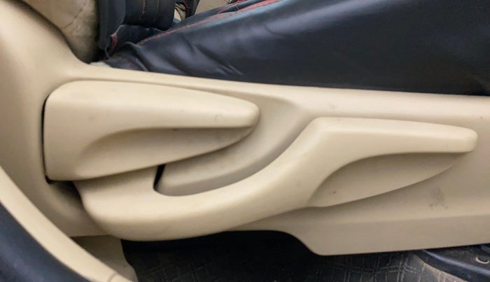 2021 Toyota YARIS G MT, Petrol, Manual, 98,944 km, Driver Side Adjustment Panel