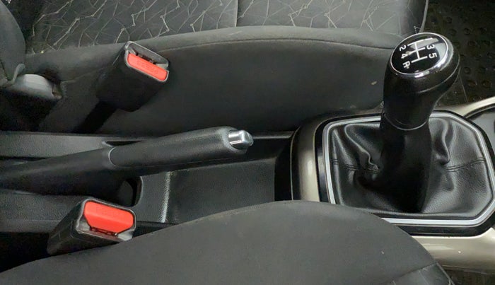 2019 Maruti IGNIS ZETA 1.2, Petrol, Manual, 37,093 km, Gear Lever