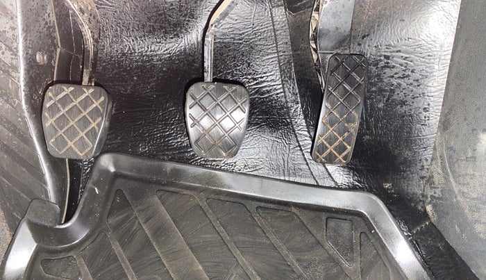 2022 Volkswagen TAIGUN HIGHLINE 1.0 TSI MT, Petrol, Manual, 52,887 km, Pedals