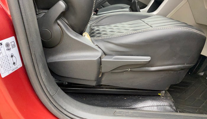 2022 Volkswagen TAIGUN HIGHLINE 1.0 TSI MT, Petrol, Manual, 52,887 km, Driver Side Adjustment Panel