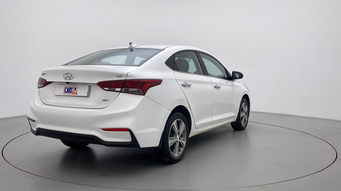 2018 Hyundai Verna 1.6 SX VTVT, Petrol, Manual, 68,474 km, Right Back Diagonal