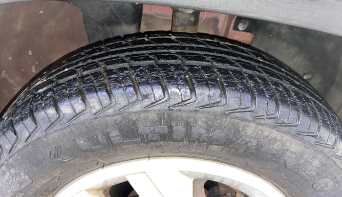2015 Renault Kwid RXT 0.8, Petrol, Manual, 33,523 km, Right Front Tyre Tread