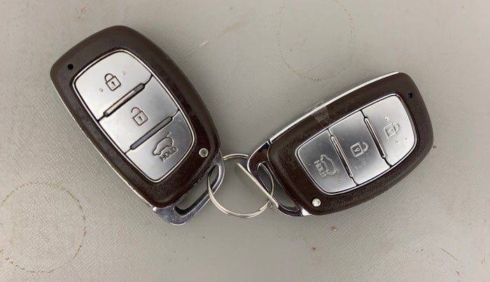 2017 Hyundai Creta SX PLUS AT 1.6 PETROL, Petrol, Automatic, 78,462 km, Key Close Up