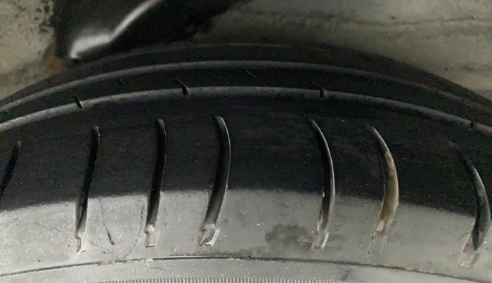 2012 Hyundai i10 MAGNA 1.2, Petrol, Manual, 76,531 km, Left Rear Tyre Tread