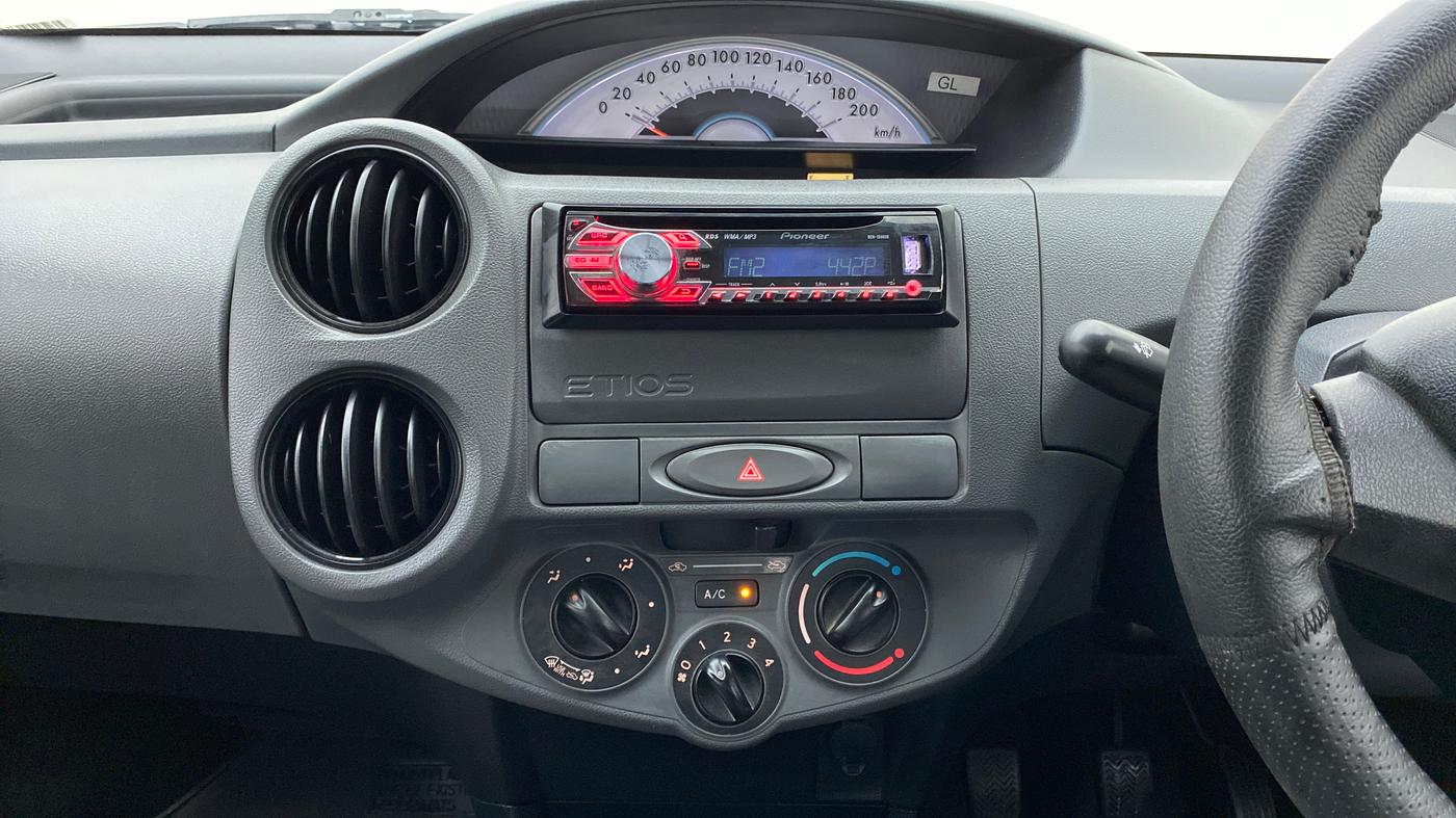2013 Toyota Etios G, Petrol, Manual, 46,954 km, Air Conditioner