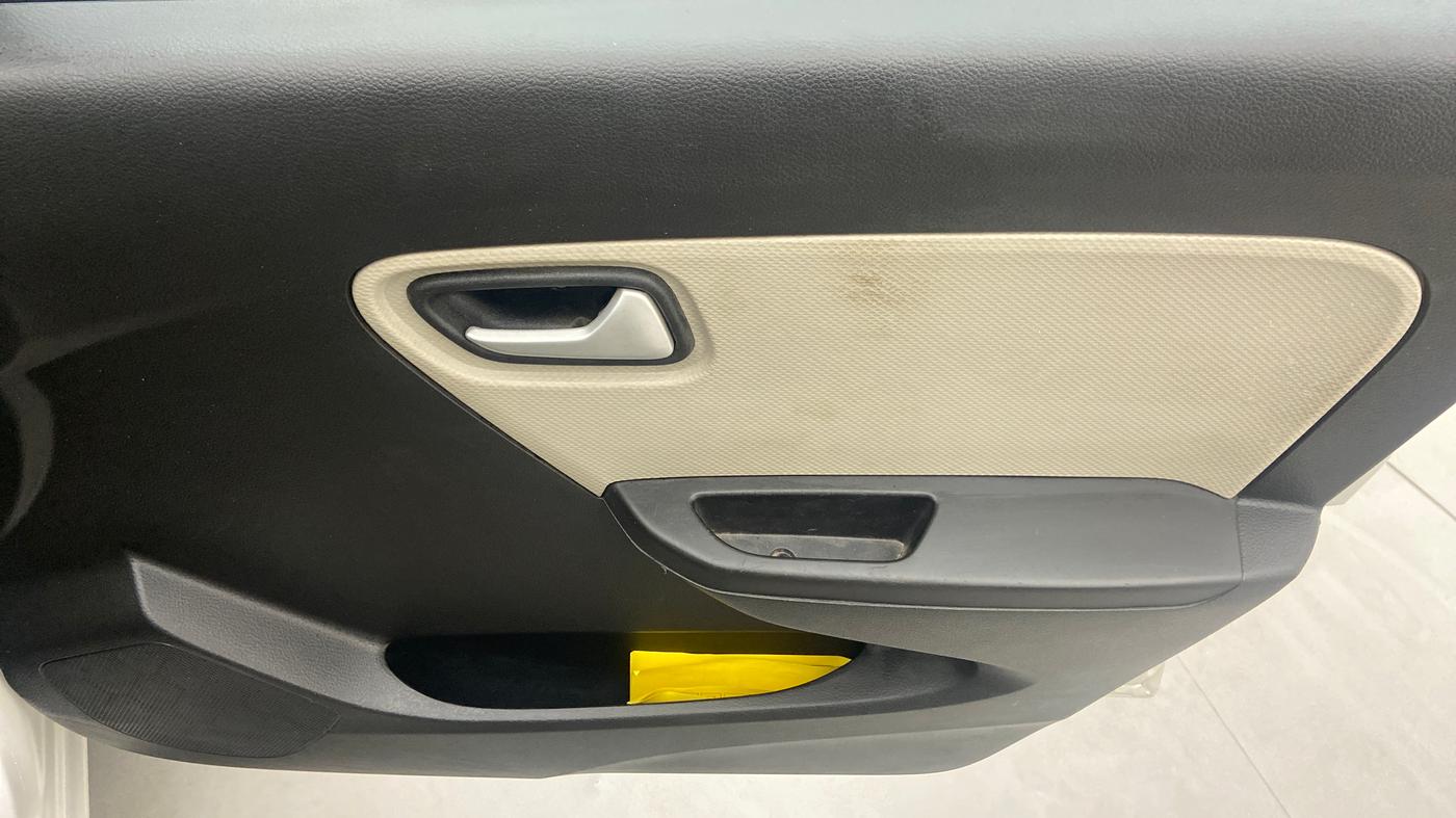 2021 Maruti Alto LXI O, Petrol, Manual, 16,484 km, Driver Side Door Panels Control
