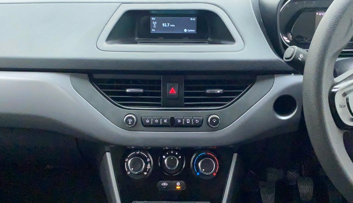 2021 Tata NEXON XM PETROL, Petrol, Manual, 30,550 km, Air Conditioner