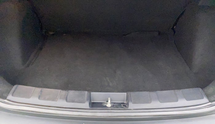 2021 Tata NEXON XM PETROL, Petrol, Manual, 30,550 km, Boot Inside