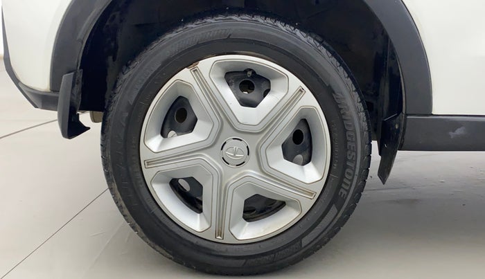 2021 Tata NEXON XM PETROL, Petrol, Manual, 30,550 km, Right Rear Wheel