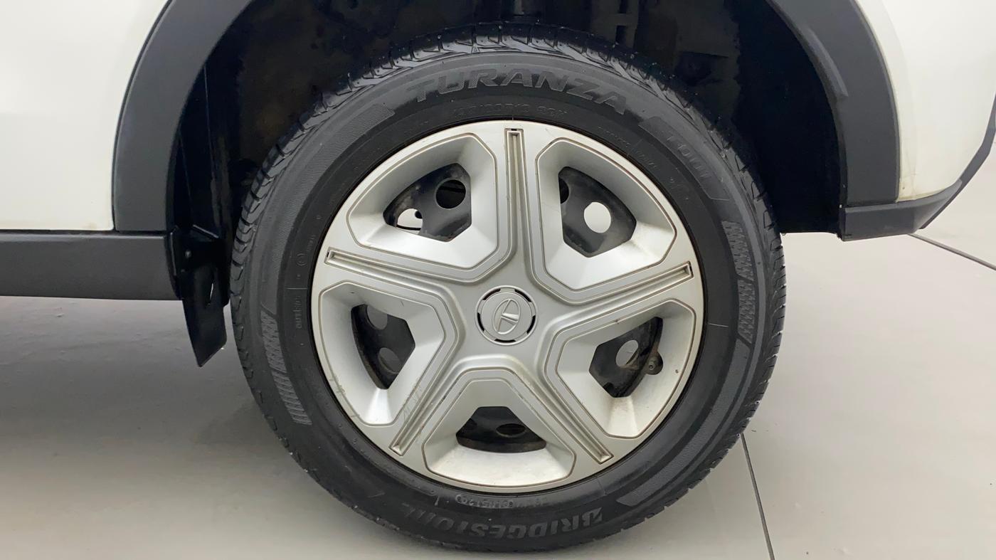 2021 Tata NEXON XM PETROL, Petrol, Manual, 30,550 km, Left Rear Wheel