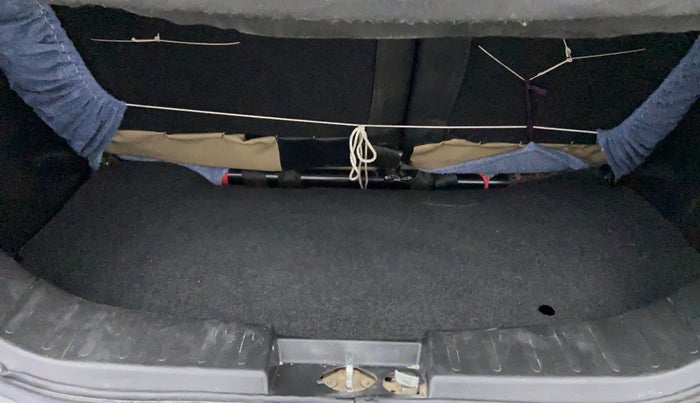 2015 Maruti Wagon R 1.0 VXI, Petrol, Manual, 39,581 km, Boot Inside