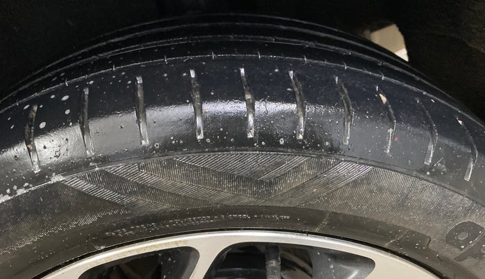 2021 Toyota Glanza G CVT, Petrol, Automatic, 38,184 km, Left Rear Tyre Tread