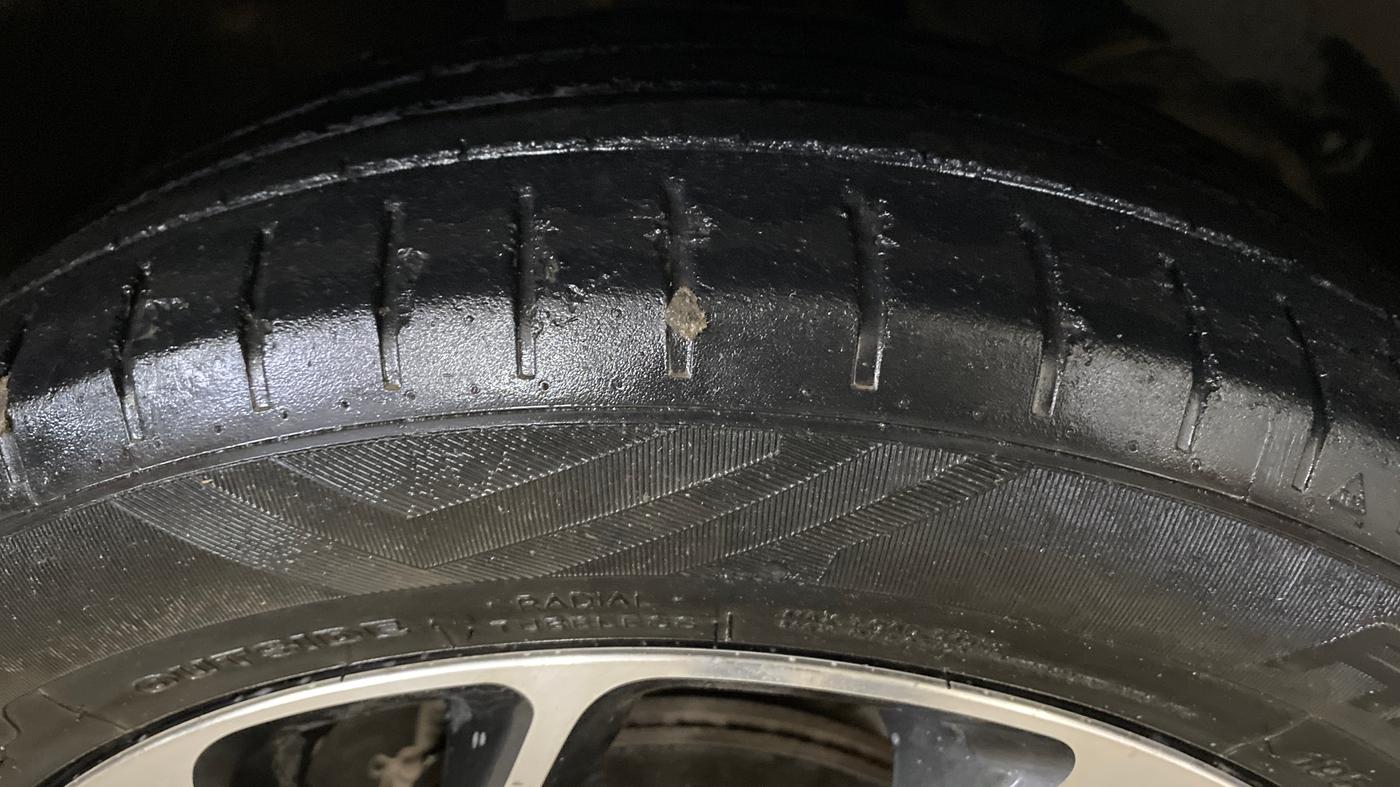 2021 Toyota Glanza G CVT, Petrol, Automatic, 38,184 km, Right Front Tyre Tread