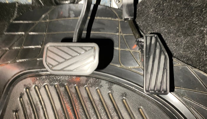 2021 Toyota Glanza G CVT, Petrol, Automatic, 38,184 km, Pedals