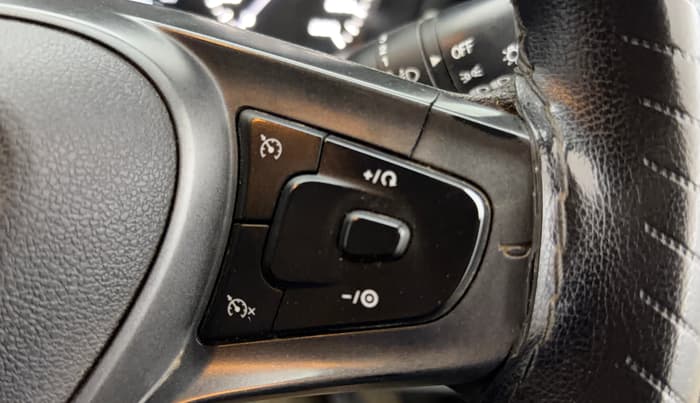 2022 Tata PUNCH ACCOMPLISHED MT, CNG, Manual, 95,049 km, Adaptive Cruise Control