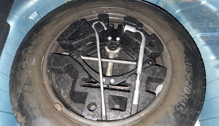 2022 Tata PUNCH ACCOMPLISHED MT, CNG, Manual, 95,049 km, Spare Tyre
