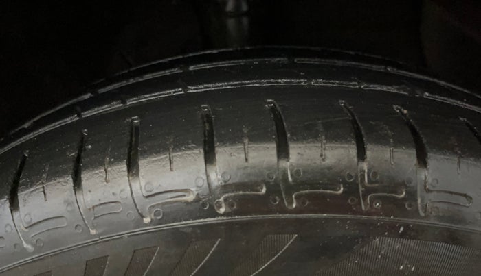 2020 Hyundai GRAND I10 NIOS SPORTZ 1.2 KAPPA VTVT, Petrol, Manual, 48,248 km, Right Front Tyre Tread