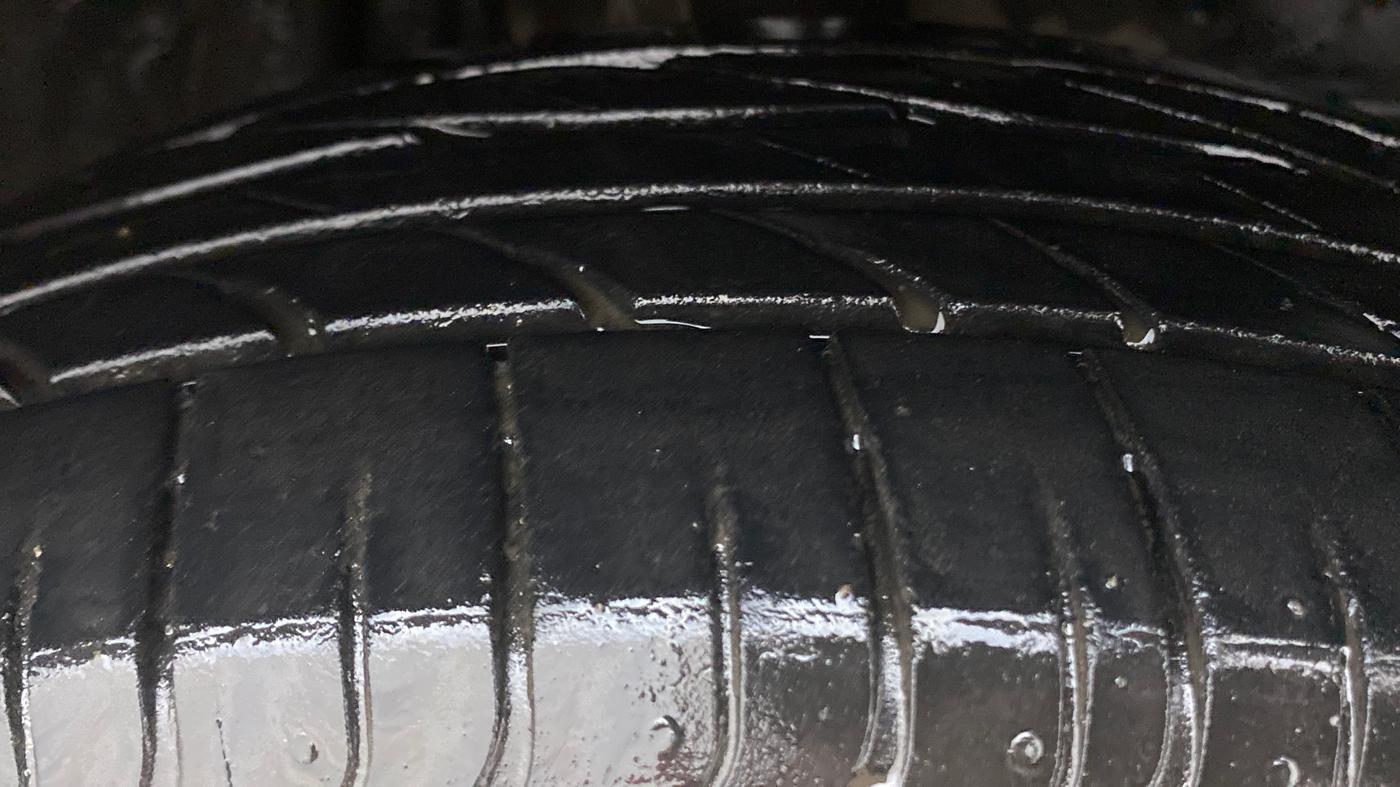 2019 Toyota YARIS V CVT, Petrol, Automatic, 34,863 km, Right Front Tyre Tread