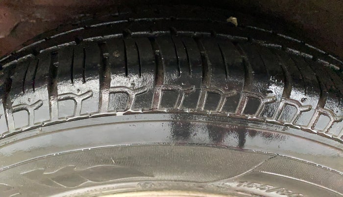 2016 Hyundai i10 ERA 1.1, Petrol, Manual, 17,957 km, Right Rear Tyre Tread