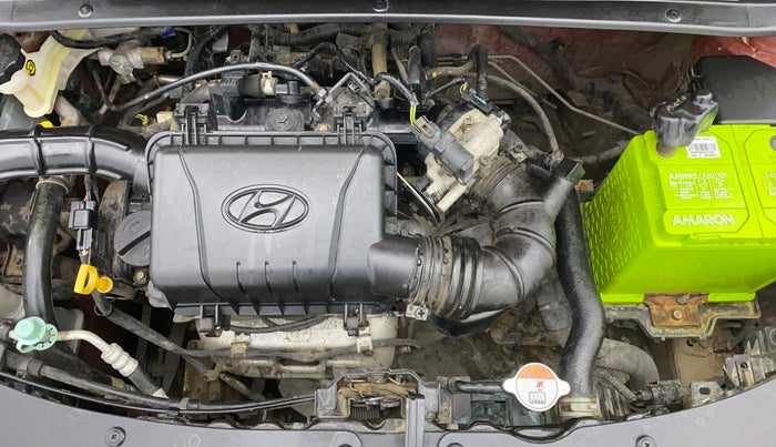 2016 Hyundai i10 ERA 1.1, Petrol, Manual, 17,957 km, Engine View