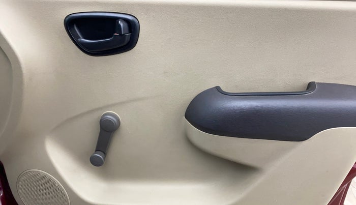 2016 Hyundai i10 ERA 1.1, Petrol, Manual, 17,957 km, Driver Side Door Panels Control